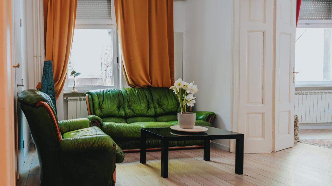 Salon Apartment In Dorcol Historical 베오그라드 외부 사진