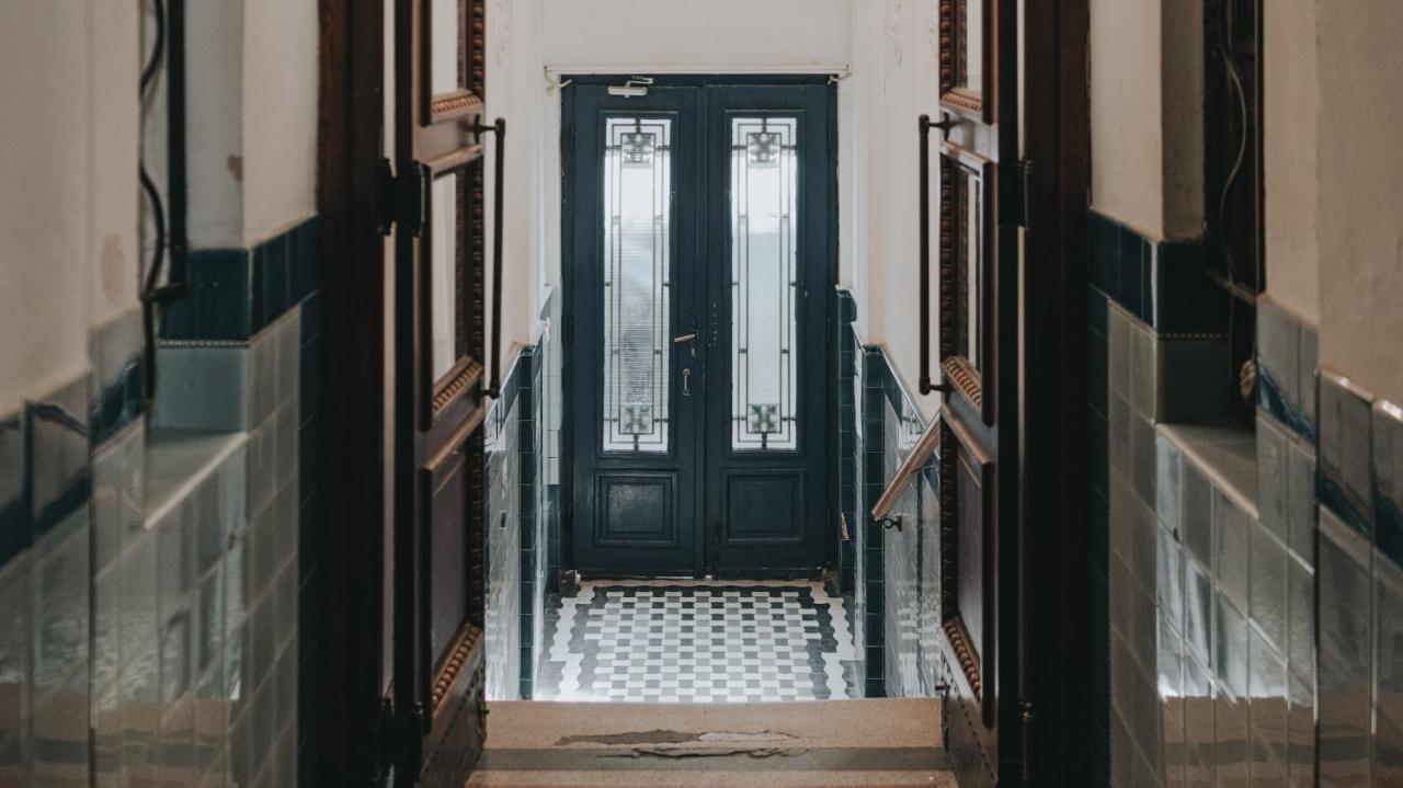 Salon Apartment In Dorcol Historical 베오그라드 외부 사진